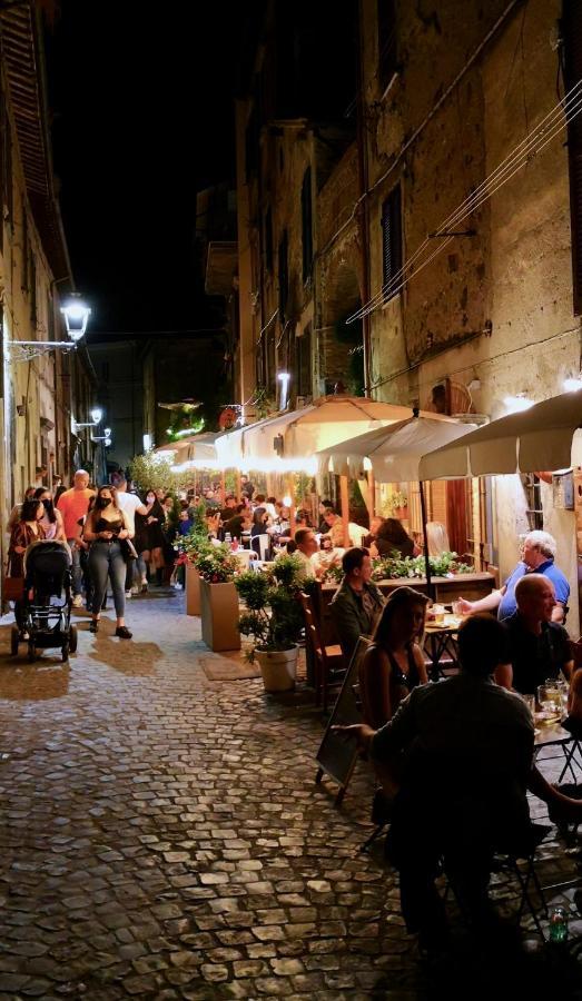 Willa Casa Paolina Nel Centro Di Bracciano Zewnętrze zdjęcie